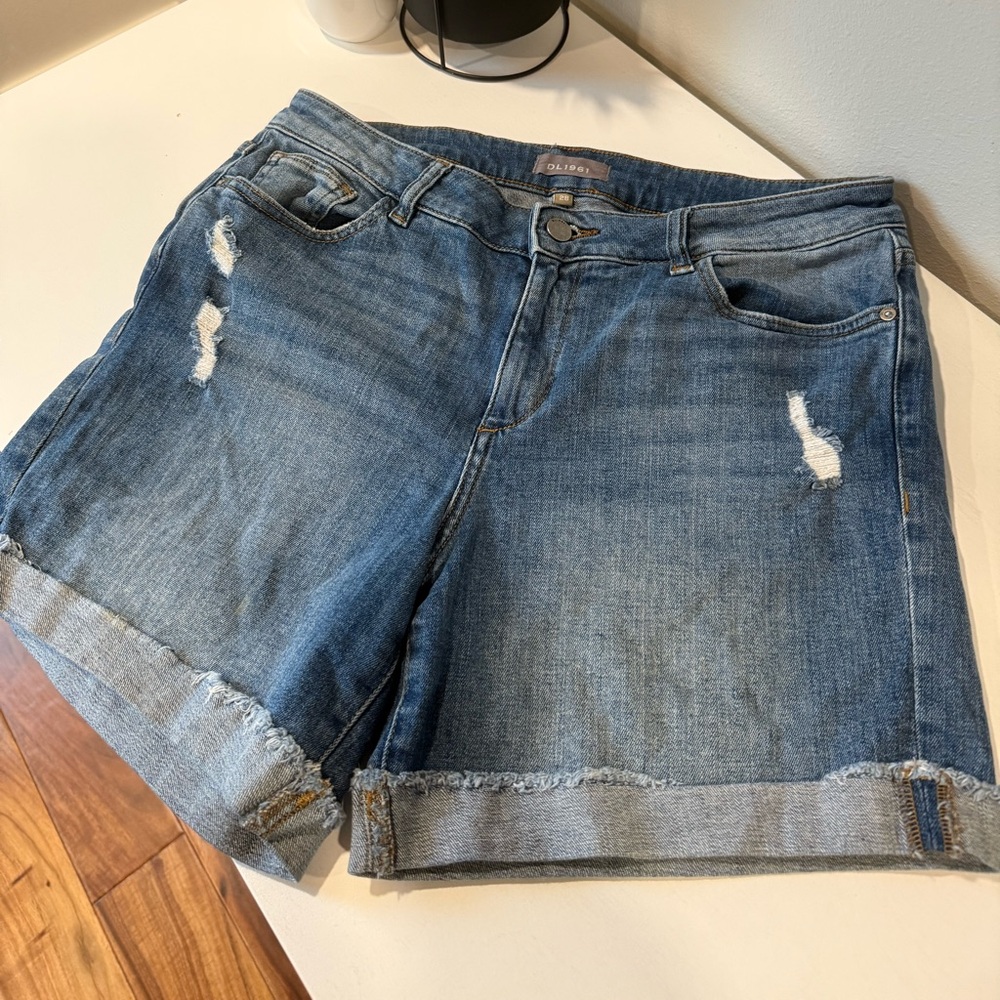 DL1961 Karlie Boyfriend Shorts Jeans Ingram 28
